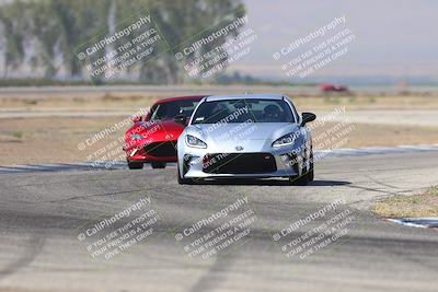 media/Sep-20-2025-Extreme Speed (Sat) [[1fcc23683c]]/Orange (Mid Intermediate)/Session 2 (Sunrise)/